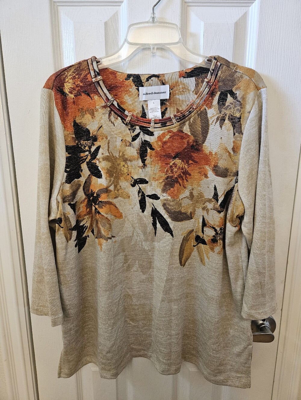 Alfred Dunner L 3/4 Sleeve Lightweight Sweater with Gold Sequins at Neck